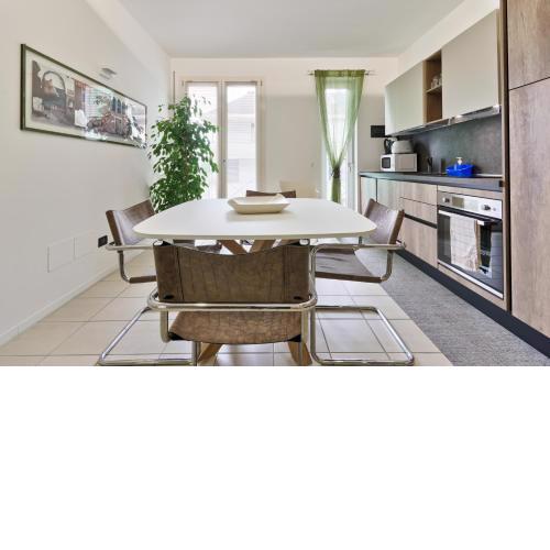 CASA AURORA