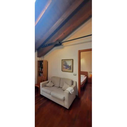 CASA BEA Elegante mansarda vicina a Fiera