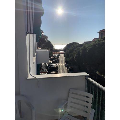 Casa Bianca 4 - confortevole in centro a Moneglia