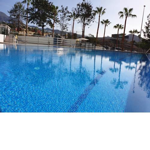 Casa Bonita only 480 m to beach, balcony, mountain view, Wifi, central location