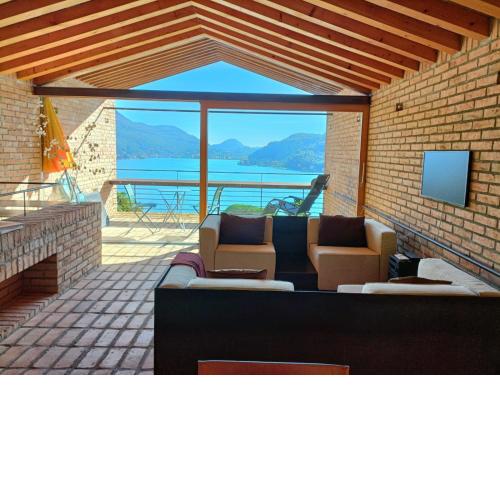Casa Brick - Luxury Design with Lake View