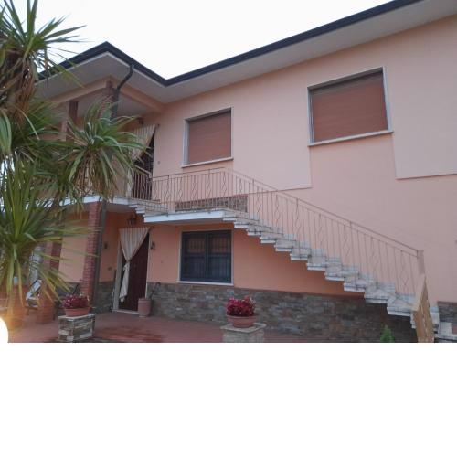 CASA CAMELIA
