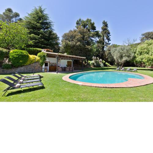 CASA CAN BURJATS con piscina y chimenea