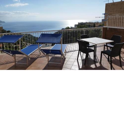 Casa Carmela Panoramic Center Apartment