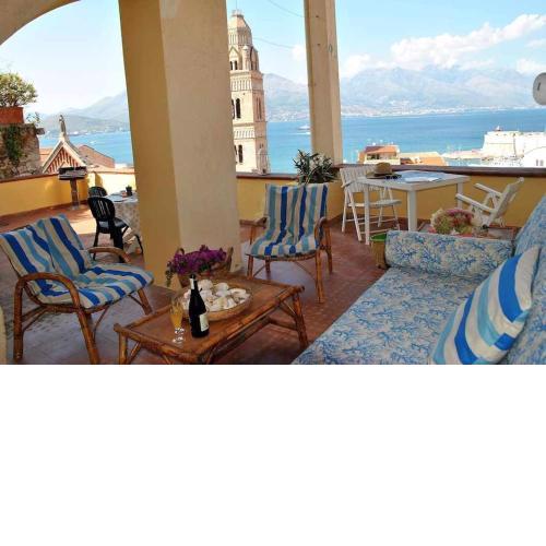 CASA CATTEDRALE spettacolare vista mare a Gaeta