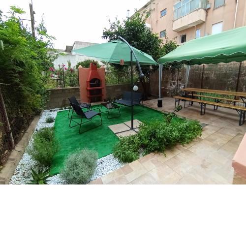 Casa Clara Oristano centro con giardino