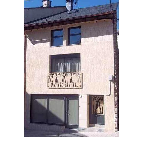Casa con arte en el pirineo