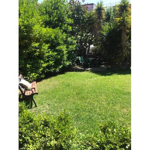 casa con giardino