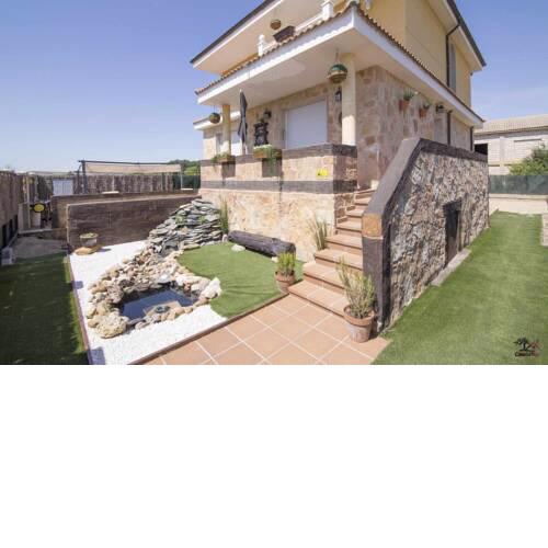 Casa con piscina y barbacoa San Esteban de Gormaz