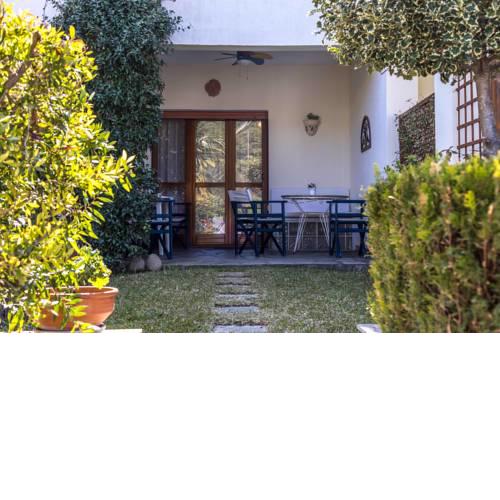 Casa Costa- 3 Mins To The Beach, Garden, BBQ