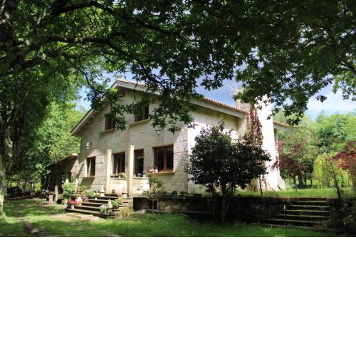 CASA DE CAMPO LOS CARBALLOS.