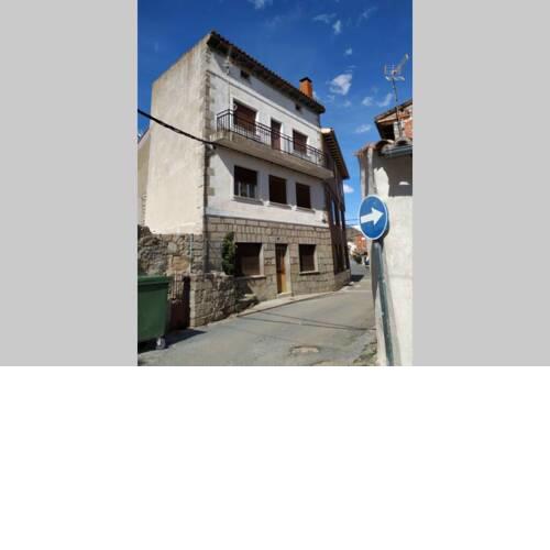 Casa de pueblo cerca de Gredos y Navaluenga