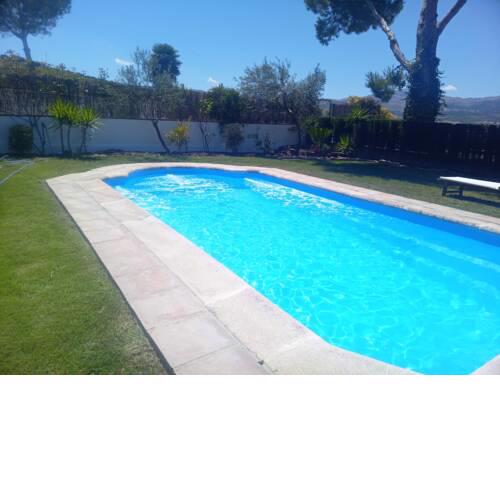 Casa de recreo Arroyo La Toma con piscina privada