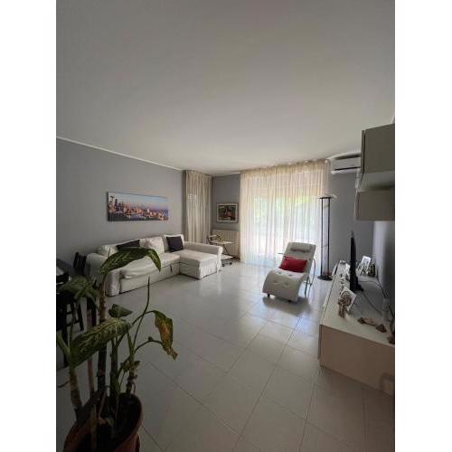 Casa del Verde - spazioso appartamento con terrazzo e giardino