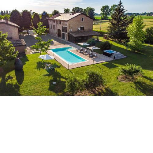 Casa delle Noci country house, pool & SPA