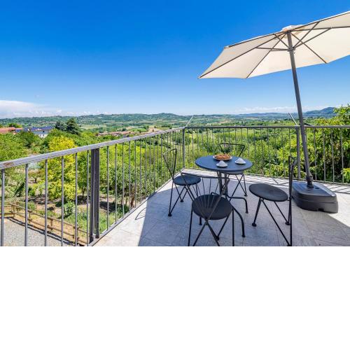 Casa di nonna Ines 1 - Hideaway in Monferrato con Vista sulle Colline, Solarium e Piscina
