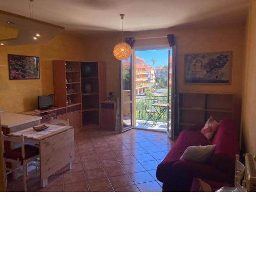 Casa di Ro - coloratissima a 300 metri dal mare