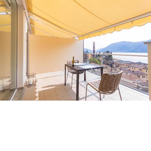 Casa Elea_ Panoramic Attic in City Center