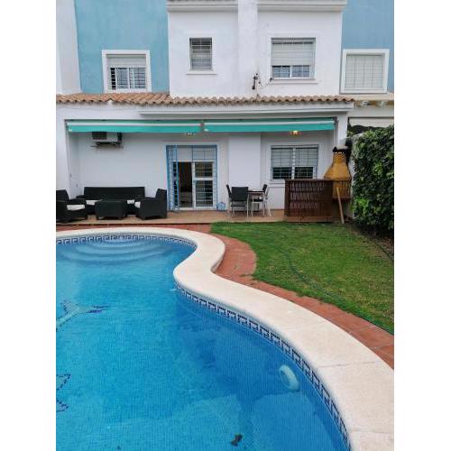 Casa en Puerto Sherry con piscina