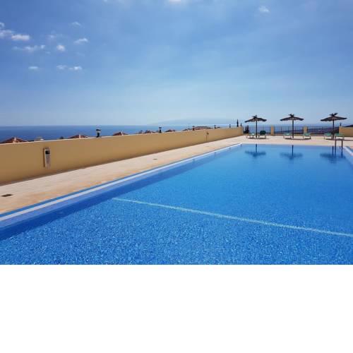 Casa Galicia with fantastic sea view, terrace, pool, Wifi-Internet, dishwasher