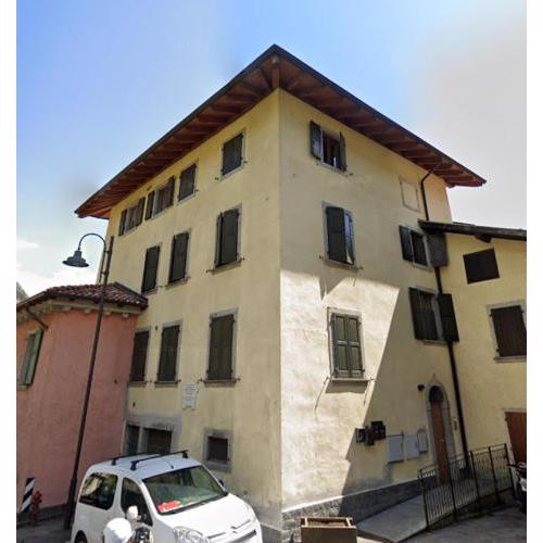 Casa Gialla - I