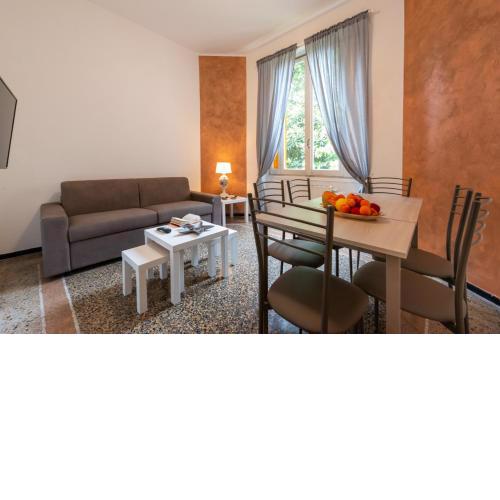 Casa Giovanna - Centrale vista porto Carlo Riva
