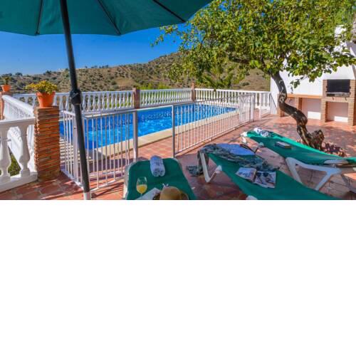 Casa Herrumbre Sayalonga