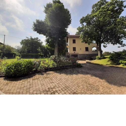 Casa in montagna con giardino privato recintato
