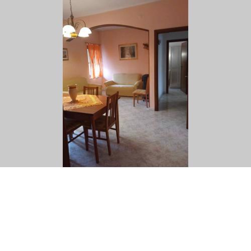 CASA IN ZONA TRANQUILLA A CARBONIA