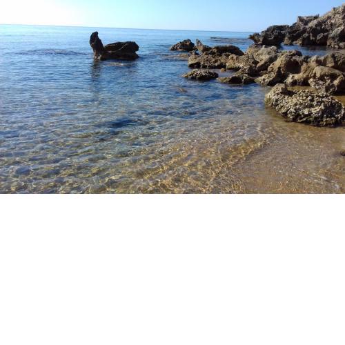 casa indipendente con accesso diretto al mare