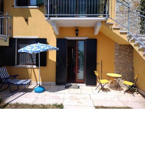 Casa Isabella II, trilocale in Erbezzo