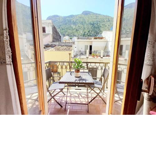 Casa Jolie 2, appartamento al Primo Piano a Castellammare del Golfo