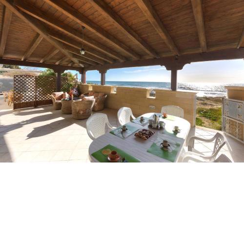 Casa Jonica by BarbarHouse