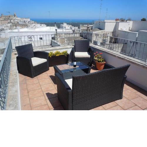 Casa Josephina - Three Level Stone Home With Balcony, 2 Roof Terraces & Sea Views