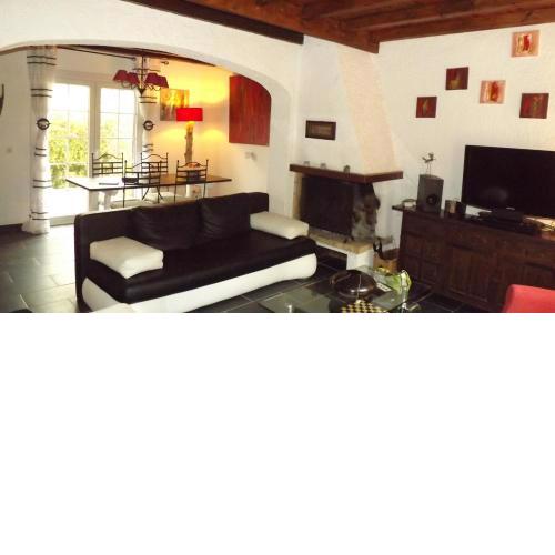 Casa June
