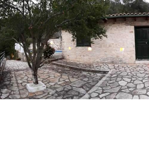 Casa Leoni