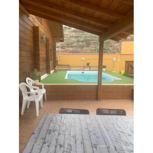 Casa Madera con Piscina y Vistas al Mar
