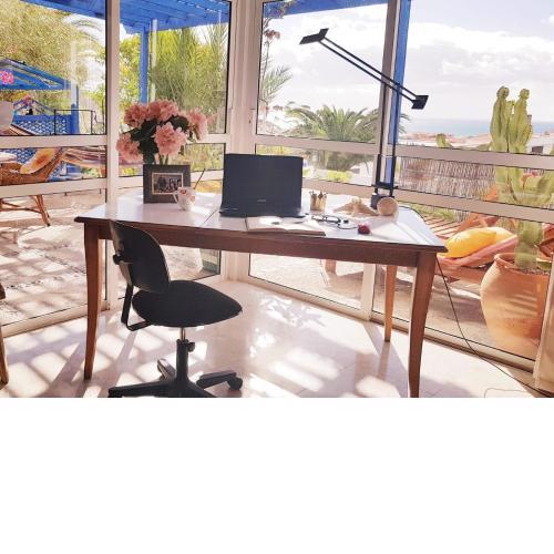 Casa Maravilla del Mar - home office with sea view