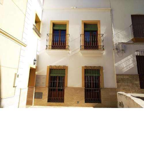 CASA MODERNA EN MEDIO RURAL