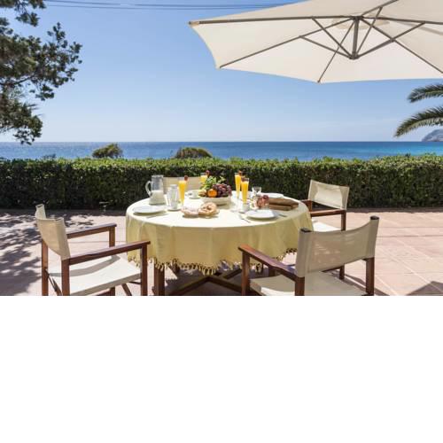 Casa Morant on the promenade MHM