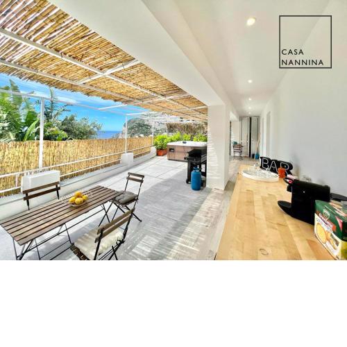 Casa Nannina - 2 Bedrooms apartment with Jacuzzi in the heart of Capri