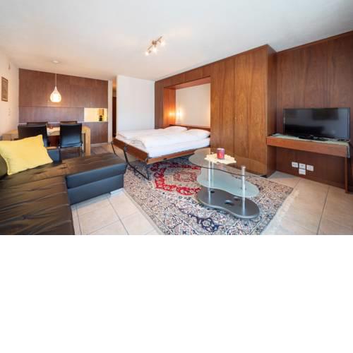 Casa Ner B10
