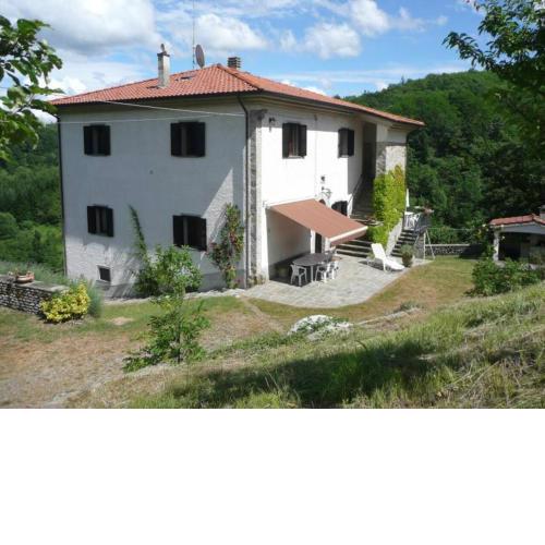 Casa Pastano stunning farmhouse in Italian hills