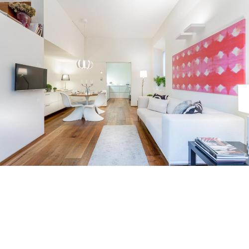 Casa Patricia, A homey luxury modern & quiet apartment with PARKING & garden within the walls