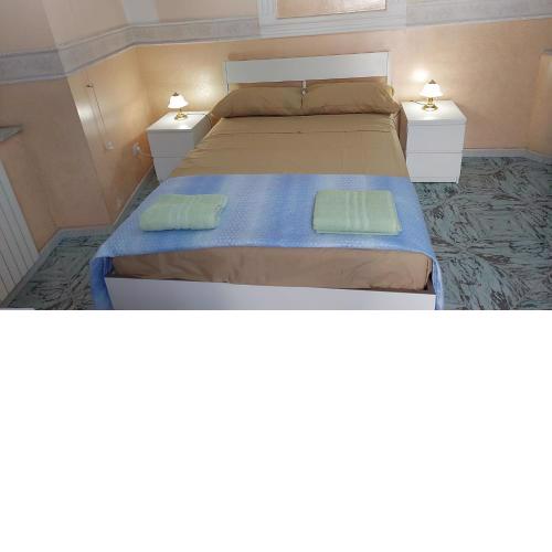 Casa Pompei-Apartments and rooms
