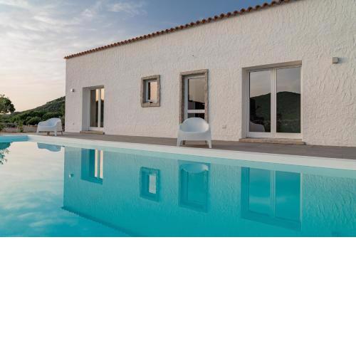 CASA PRIMA-COUNTRY HOUSE WITH POOL