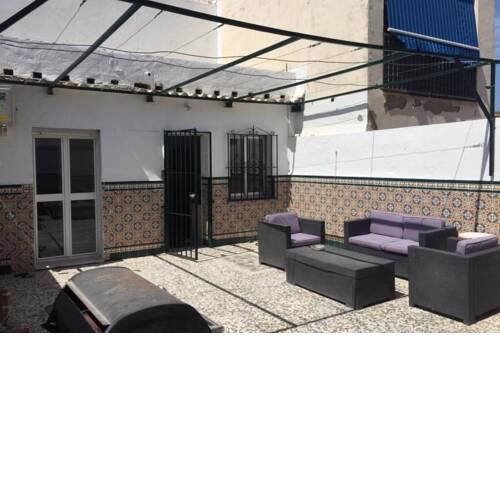 CASA REFORMADA CON TERRAZA/WIFI/AIRE ACONDICIONADO