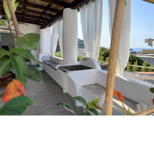 Casa Rina, in centro a Malfa