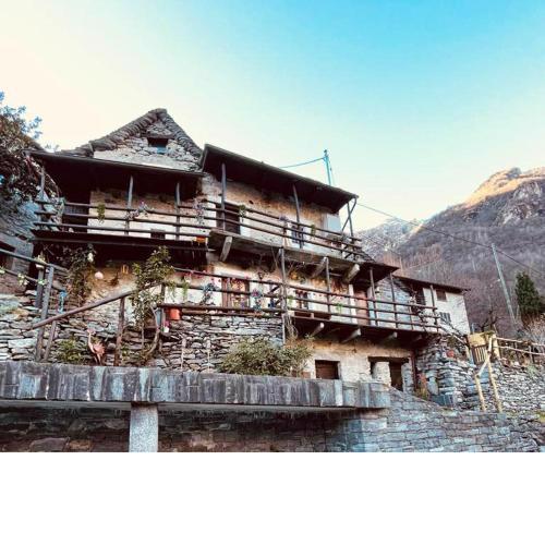 Casa Roberto Corippo