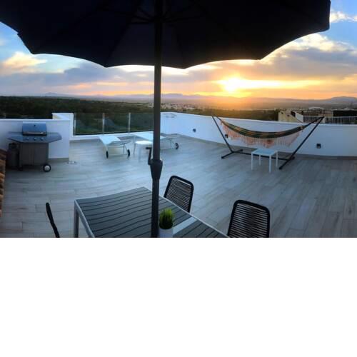 Casa Rooftop with amazing views (Wifi, BBQ, A/C)